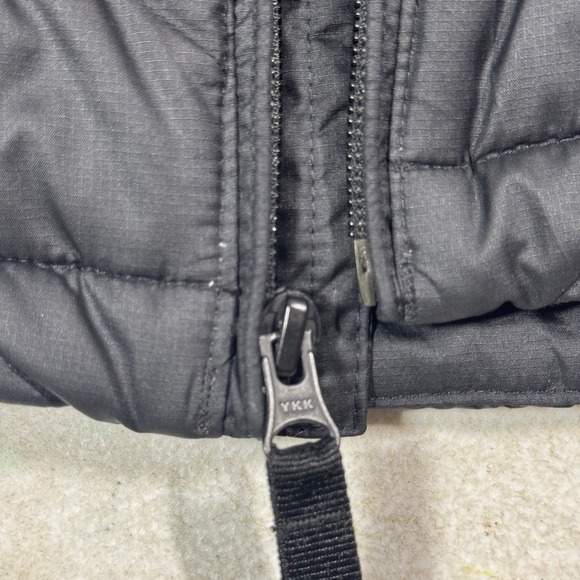 The North Face Women's 550 Down Puffer Vest Black Size Medium - Picture 7 of 16